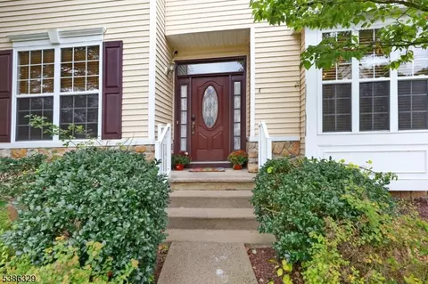 1 Crestview Dr, Hackettstown, NJ 07840 photo 3