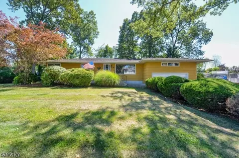 48 Alps Rd, Wayne, NJ 07470