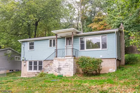 14 Sioux Trl, Wantage, NJ 07461