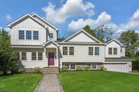 2 Rose Ln, Summit, NJ 07901
