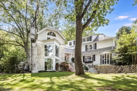 472 Vista Way, South Orange Village, NJ 07079