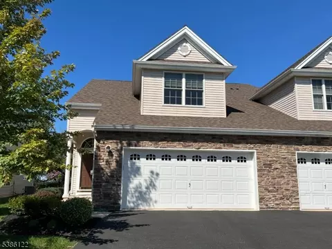 57 Saratoga Ct, Somerset, NJ 08873