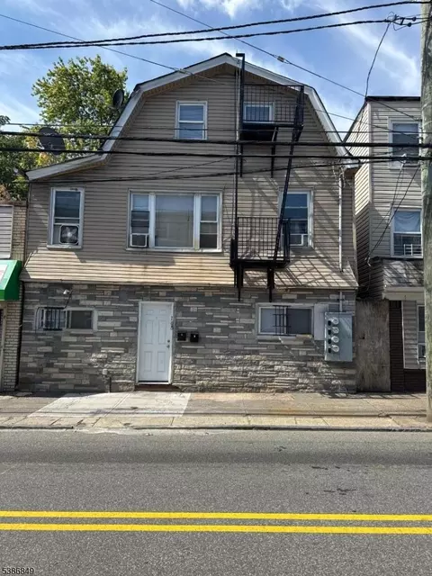 105 E Main St, Paterson, NJ 07522