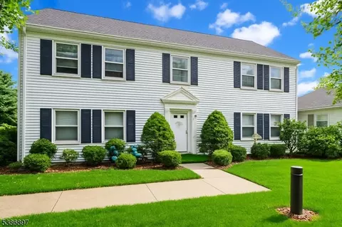 374 New Bedford Ln # N, Monroe Township, NJ 08831