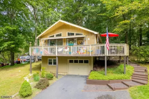 11 High Ct, High Bridge, NJ 08829