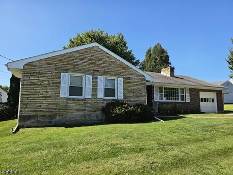992 Wilbur Ave, Phillipsburg, NJ 08865