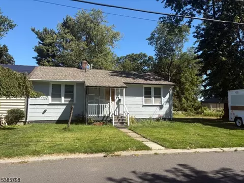 37 Claverack Rd, Clifton, NJ 07013