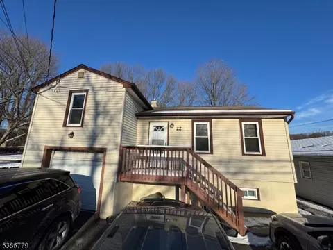 22 Terrace Ave, Butler, NJ 07405