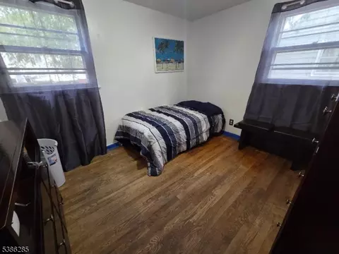 515 Cook Ave, Middlesex, NJ 08846 photo 5