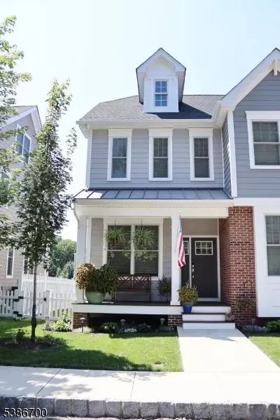 823 Harrison St, Frenchtown, NJ 08825