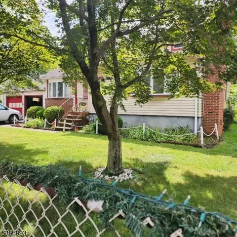 774 Webster Pl, Plainfield, NJ 07060 photo 2