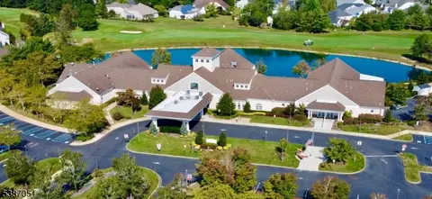 14 Gascony Cir, Manchester Township, NJ 08759