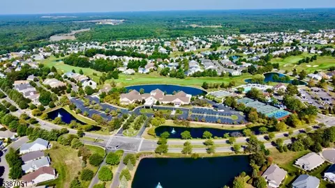 14 Gascony Cir, Manchester Township, NJ 08759