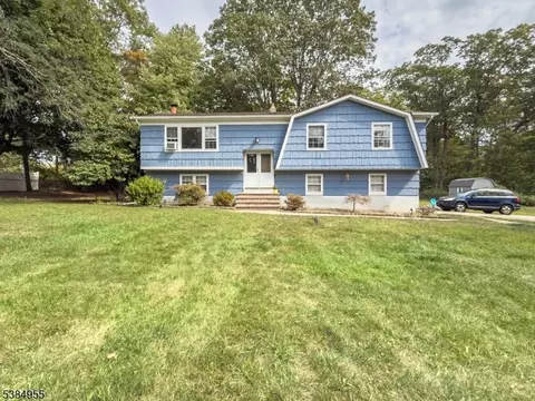 1 Kenneth Ter, Flanders, NJ 07836