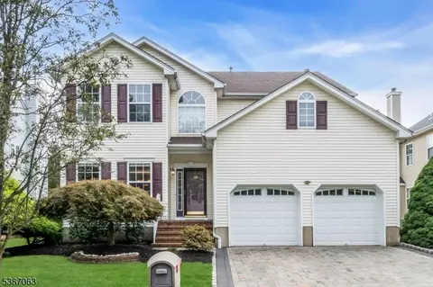 16 Purcell Rd, Bridgewater, NJ 08807