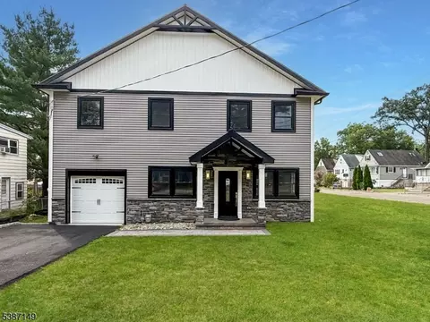 42 Minnehaha Blvd, Lake Hiawatha, NJ 07034