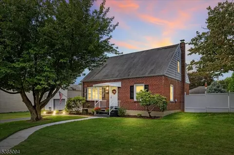 124 Red School Ln, Phillipsburg, NJ 08865