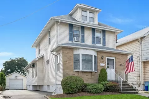 138 Fern Ave, Lyndhurst, NJ 07071
