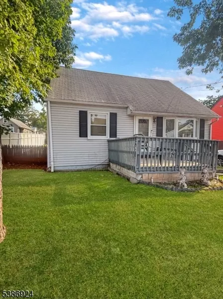 53 Juliet Ave, Somerset, NJ 08873