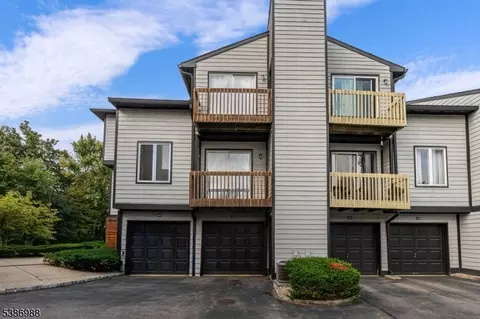 410 Village Cmns, Flemington, NJ 08822