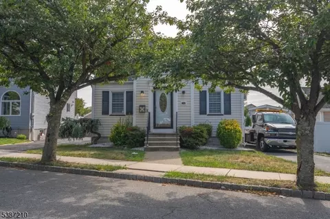 34 Maier St, Belleville, NJ 07109