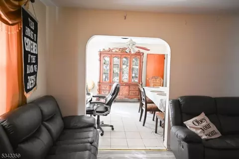 12 Old Post Rd, Edison, NJ 08817 photo 6