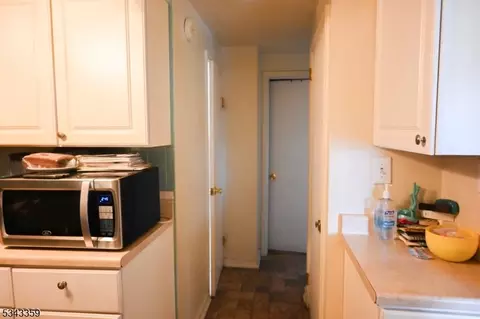 12 Old Post Rd, Edison, NJ 08817 photo 32