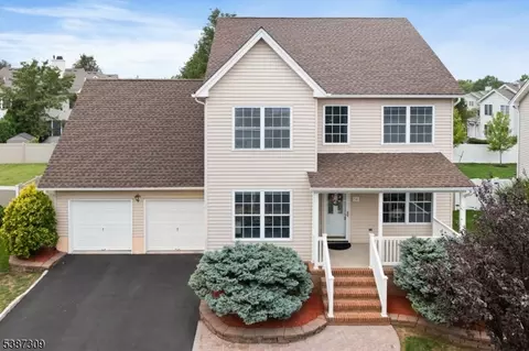 14 Runyon St, Hillsborough, NJ 08844