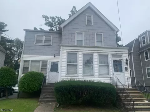 45 Rich St, Irvington, NJ 07111