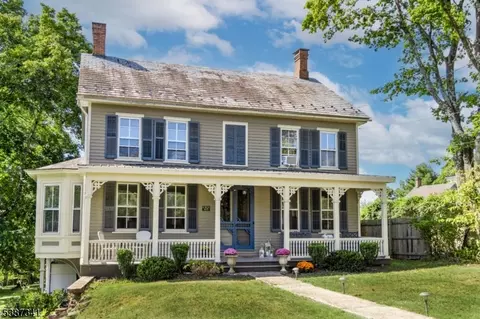 1 Cedar St, Frenchtown, NJ 08825