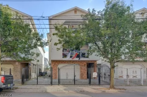 65 Oliver St, Newark, NJ 07105