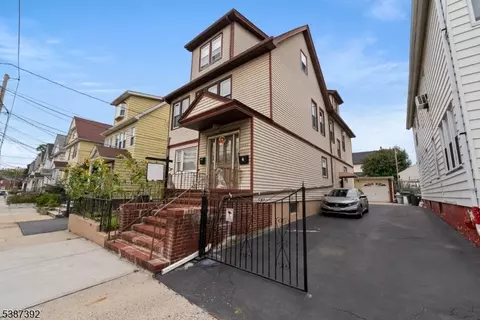 1432 Lexington Pl, Elizabeth, NJ 07208