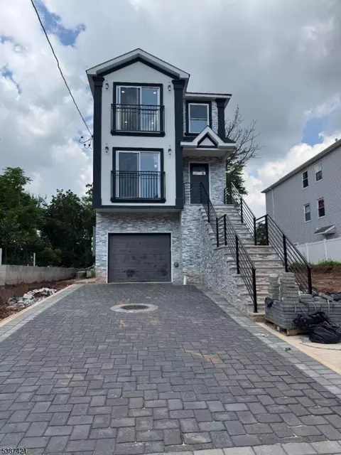 164 Jacques St, Elizabeth, NJ 07201