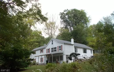 80 Ridgeway Ave, Blairstown, NJ 07825