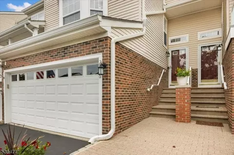 2806 Vantage Ct, Denville, NJ 07834