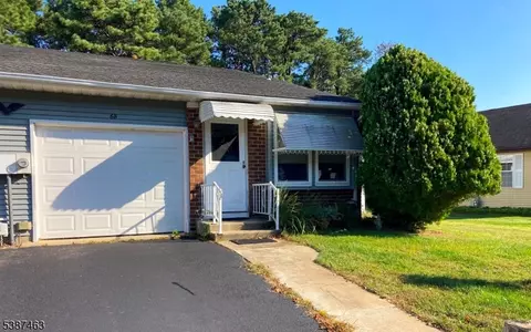 6 Ardmore St # B, Manchester Township, NJ 08759