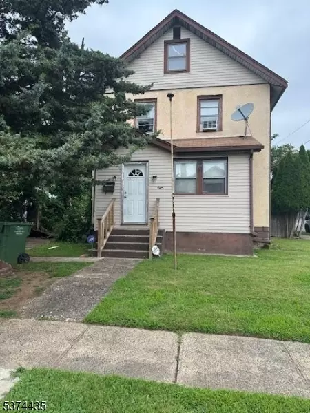 8 Germantown Ave, Edison, NJ 08817