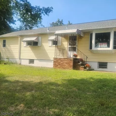 320 Fisher Ave, Piscataway, NJ 08854