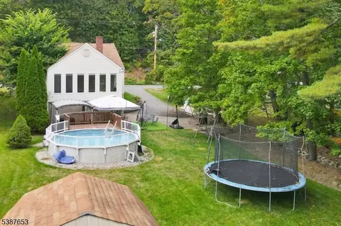 60 W End Ave, Newton, NJ 07860