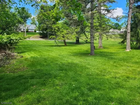 185 Wilmore Rd, Little Falls Twp, NJ 07424