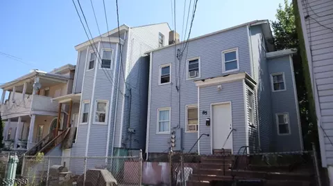 83 Madison St, Paterson, NJ 07501