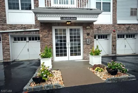 5 Granite Rd #D2, Woodland Park, NJ 07424