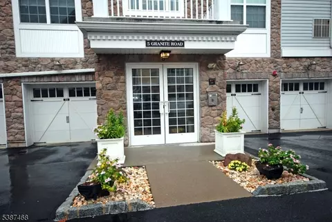 5 Granite Rd #D2, Woodland Park, NJ 07424
