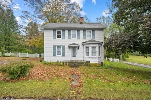 88 Kennedy Rd, Green Twp, NJ 07821