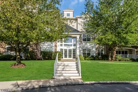 5109 Chesterwood Way, Somerset, NJ 08873