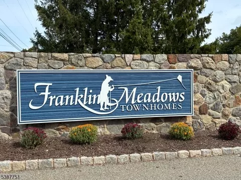45 Liberty Ln, Franklin, NJ 07416