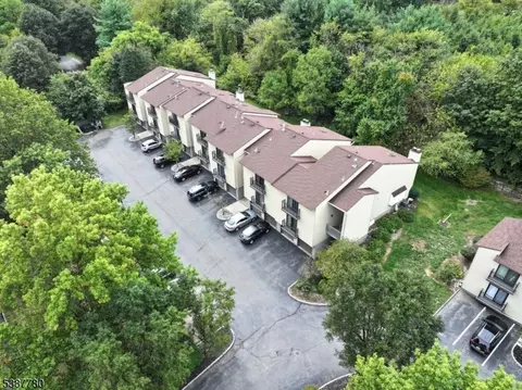 2109 Spruce Hls, Glen Gardner, NJ 08826