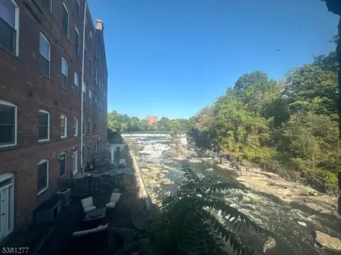 240 Main St #5, Little Falls, NJ 07424