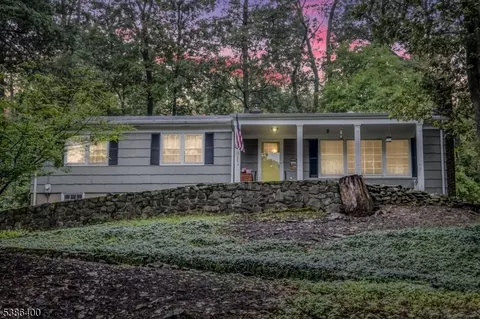 25 N Star Dr, Morristown, NJ 07960