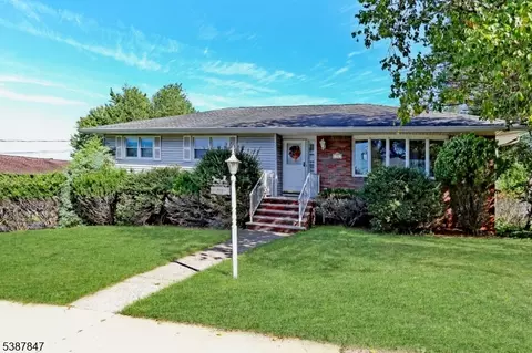 52 Bartsch Ave, Woodland Park, NJ 07424